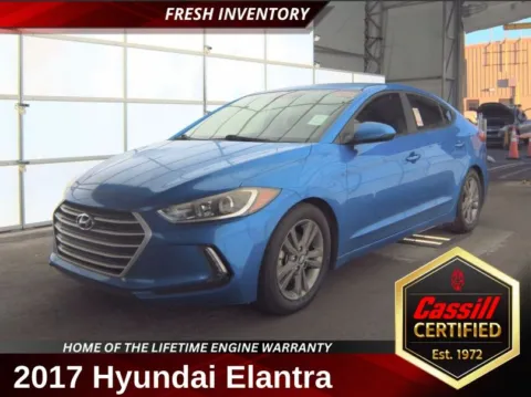 Blue 2017 Hyundai Elantra SE for sale in Cedar Rapids, IA