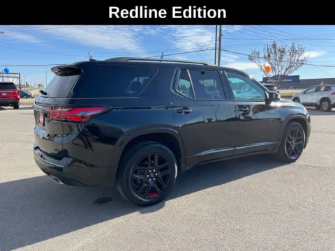 More photos of 2022 Chevrolet Traverse Premier at Cassill Motors, IA