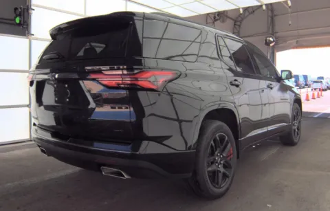 More photos of 2022 Chevrolet Traverse Premier at Cassill Motors, IA