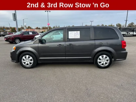 Another view of 2017 Dodge Grand Caravan SE for sale in Cedar Rapids, IA at Cassill Motors