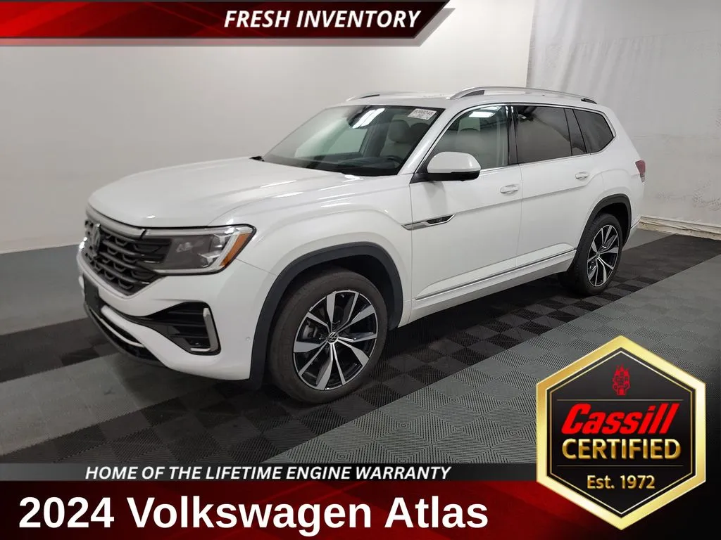 White 2024 Volkswagen Atlas 2.0T SEL Premium R-Line for sale in Cedar Rapids, IA