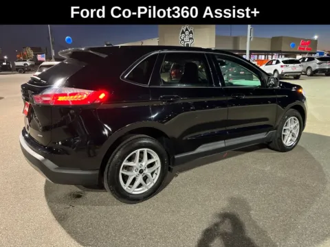 More photos of 2024 Ford Edge SEL at Cassill Motors, IA