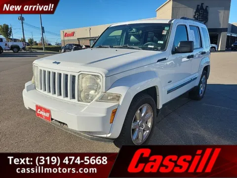 White 2012 Jeep Liberty Sport for sale in Cedar Rapids, IA