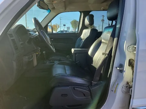 More photos of 2012 Jeep Liberty Sport at Cassill Motors, IA