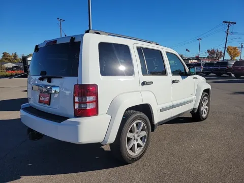 More photos of 2012 Jeep Liberty Sport at Cassill Motors, IA