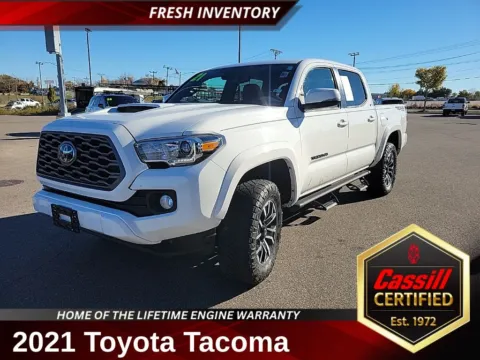 White 2021 Toyota Tacoma TRD Sport for sale in Cedar Rapids, IA