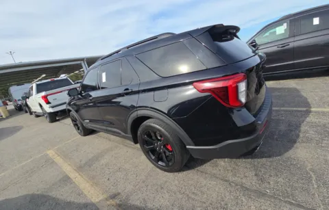 More photos of 2020 Ford Explorer ST at Cassill Motors, IA