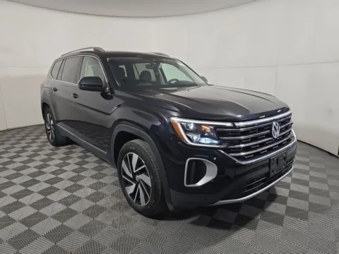More photos of 2024 Volkswagen Atlas 2.0T SEL at Cassill Motors, IA