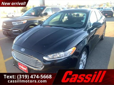 Black 2015 Ford Fusion SE for sale in Cedar Rapids, IA