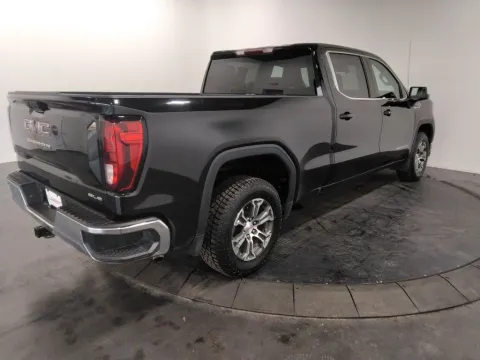 More photos of 2022 GMC Sierra 1500 SLE at Clement Supercenter, MO