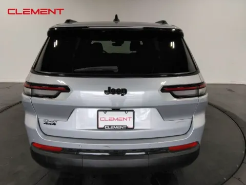 More photos of 2024 Jeep Grand Cherokee L Altitude at Clement Supercenter, MO