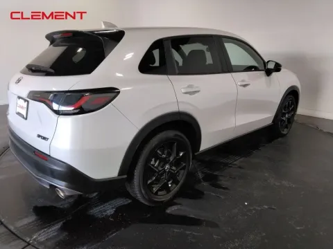 More photos of 2025 Honda HR-V Sport at Clement Supercenter, MO