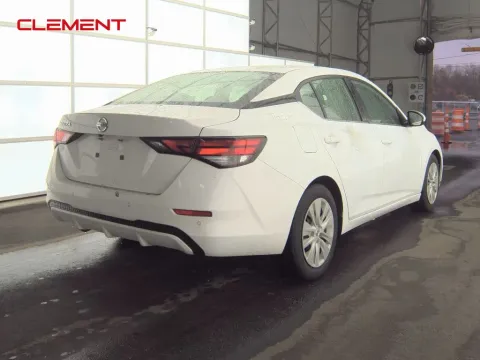 More photos of 2022 Nissan Sentra S at Clement Supercenter, MO