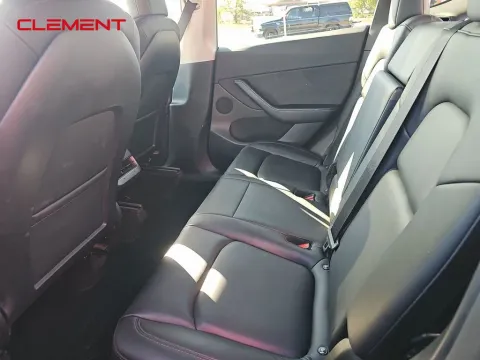 More photos of 2022 Tesla Model Y Performance at Clement Supercenter, MO