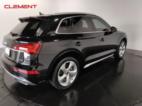 More photos of 2022 Audi Q5 45 S line Premium at Clement Supercenter, MO