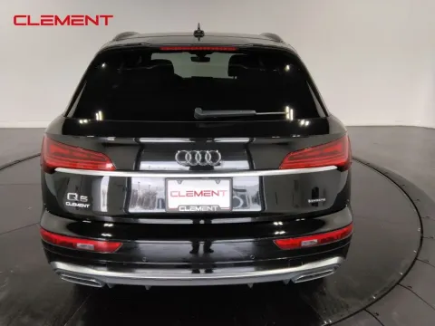 More photos of 2022 Audi Q5 45 S line Premium at Clement Supercenter, MO