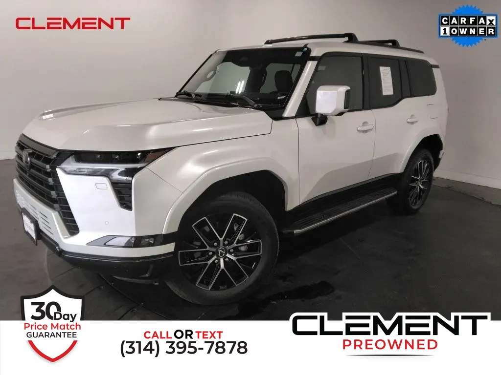 2024 Lexus GX Premium's photo