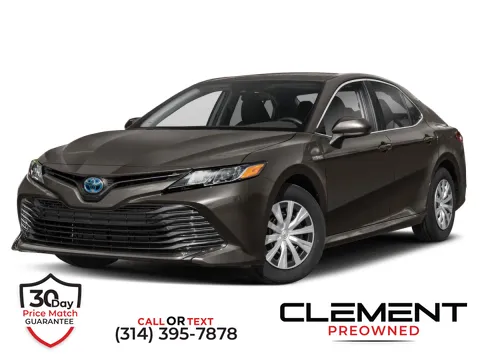 Green 2020 Toyota Camry Hybrid LE for sale in St. Charles, MO
