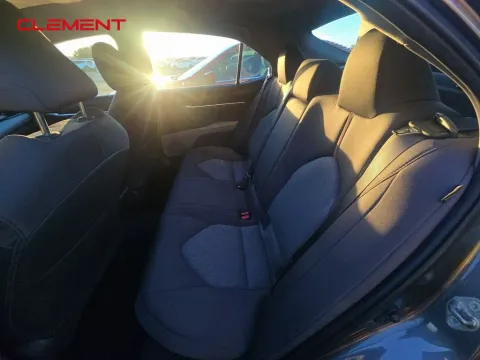 More photos of 2020 Toyota Camry Hybrid LE at Clement Supercenter, MO