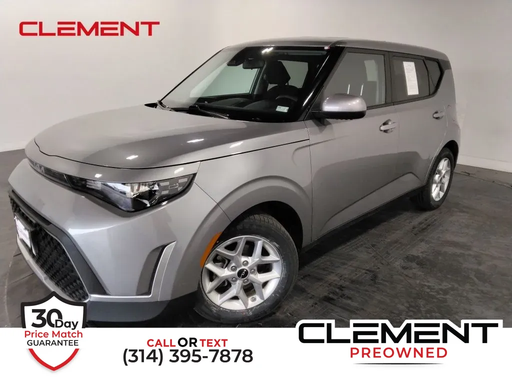 2024 Kia Soul LX's photo