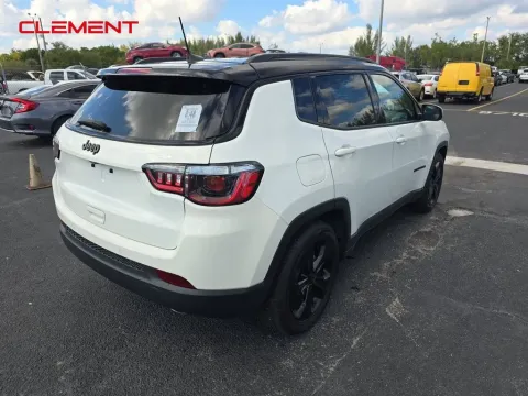 More photos of 2021 Jeep Compass Altitude at Clement Supercenter, MO