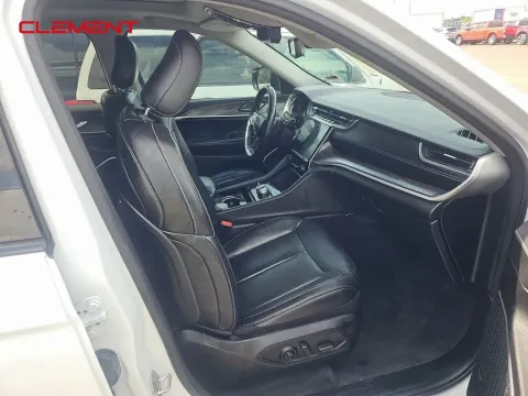 Another view of 2021 Jeep Grand Cherokee L Limited for sale in St. Charles, MO at Clement Supercenter