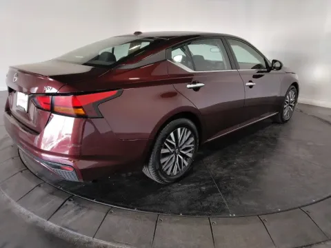 More photos of 2024 Nissan Altima 2.5 SV at Clement Supercenter, MO