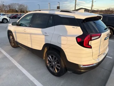 More photos of 2023 GMC Terrain SLT at Clement Supercenter, MO