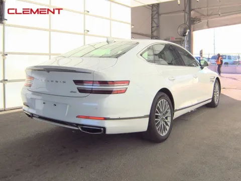More photos of 2023 Genesis G80 2.5T at Clement Supercenter, MO