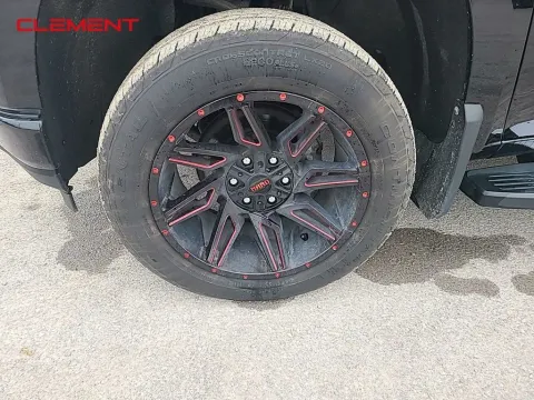 More photos of 2019 Chevrolet Silverado 1500 High Country at Clement Supercenter, MO