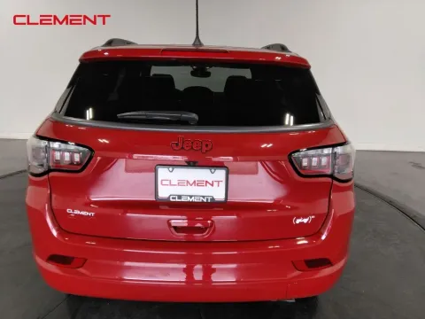 More photos of 2022 Jeep Compass Limited at Clement Supercenter, MO