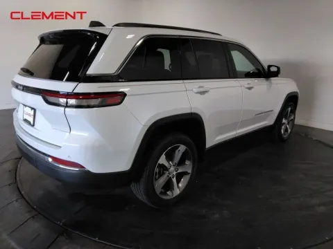 More photos of 2023 Jeep Grand Cherokee 4xe at Clement Supercenter, MO