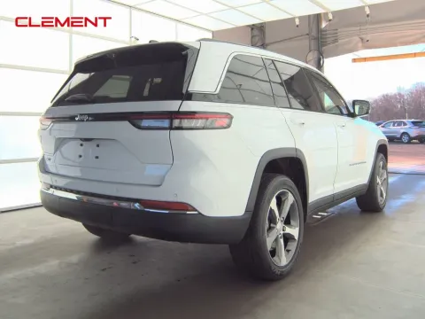 More photos of 2023 Jeep Grand Cherokee 4xe at Clement Supercenter, MO
