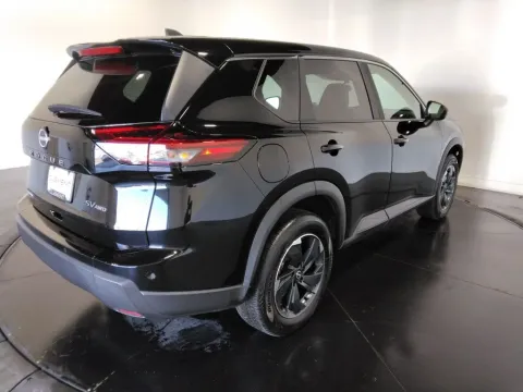 More photos of 2024 Nissan Rogue SV at Clement Supercenter, MO