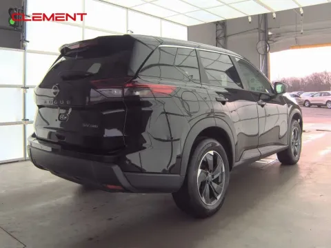 More photos of 2024 Nissan Rogue SV at Clement Supercenter, MO