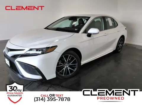 White 2024 Toyota Camry SE for sale in St. Charles, MO