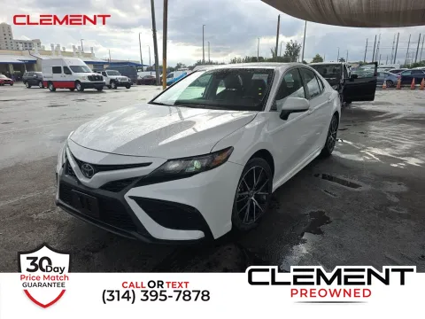 White 2024 Toyota Camry SE for sale in St. Charles, MO