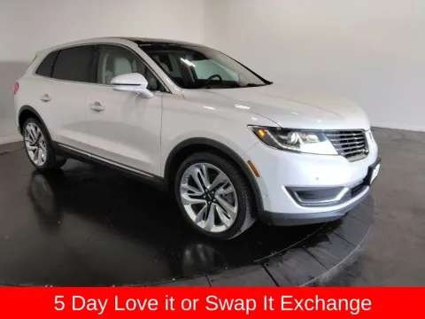 Another view of 2018 Lincoln MKX Reserve for sale in St. Charles, MO at Clement Supercenter