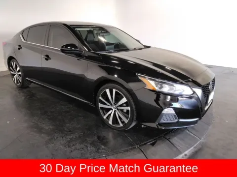 More photos of 2022 Nissan Altima 2.5 SR at Clement Supercenter, MO