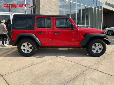 More photos of 2019 Jeep Wrangler Unlimited Sport S at Clement Supercenter, MO