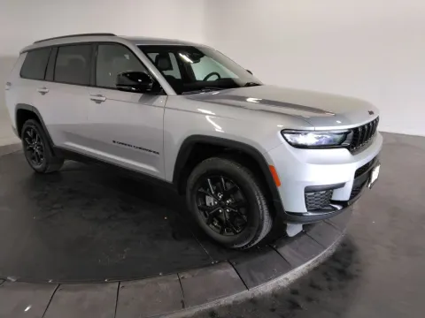 Another view of 2024 Jeep Grand Cherokee L Altitude for sale in St. Charles, MO at Clement Supercenter