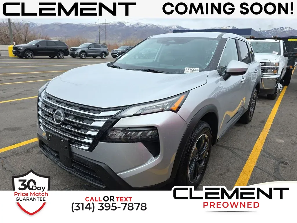 2024 Nissan Rogue SV's photo