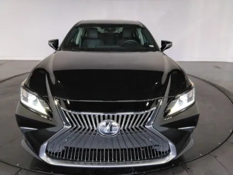 Another view of 2019 Lexus ES 350 for sale in St. Charles, MO at Clement Supercenter