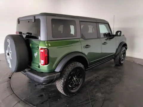 More photos of 2024 Ford Bronco Black Diamond at Clement Supercenter, MO