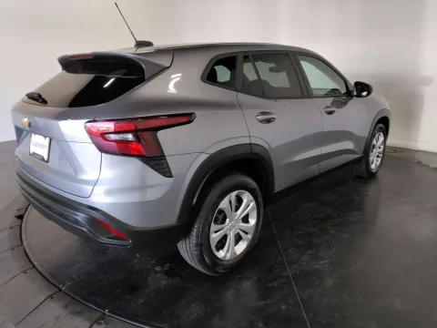 More photos of 2025 Chevrolet Trax LS at Clement Supercenter, MO