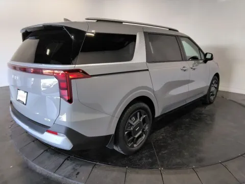 More photos of 2025 Kia Carnival Hybrid EX at Clement Supercenter, MO