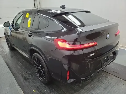 More photos of 2022 BMW X4 xDrive30i at Clement Supercenter, MO