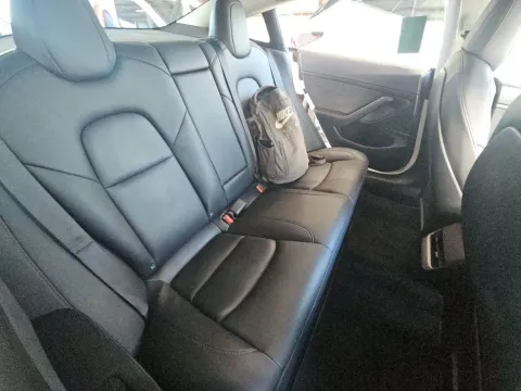 More photos of 2021 Tesla Model 3 Standard Range Plus at Clement Supercenter, MO