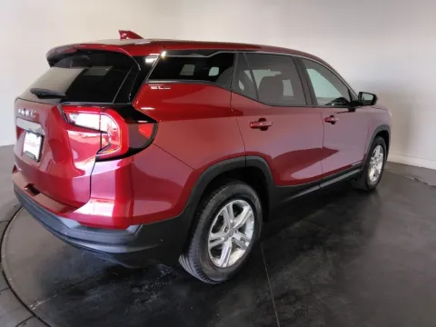 More photos of 2022 GMC Terrain SLE at Clement Supercenter, MO