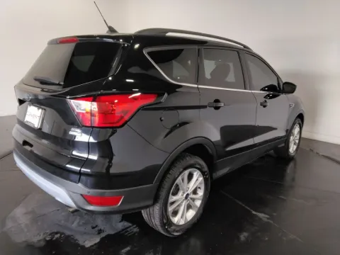 More photos of 2019 Ford Escape SEL at Clement Supercenter, MO